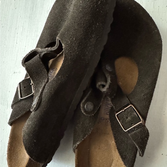 Birkenstock Black Suede Clogs with Buckle - Picture 5 of 7
